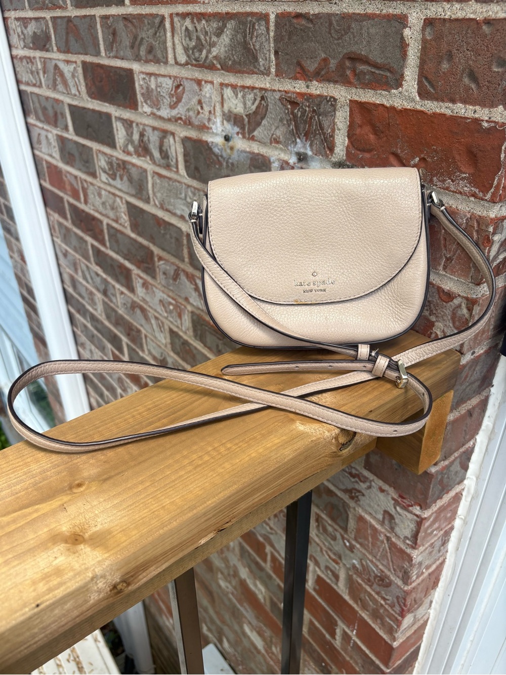 Kate Spade Leila Mini Flap Crossbody bag